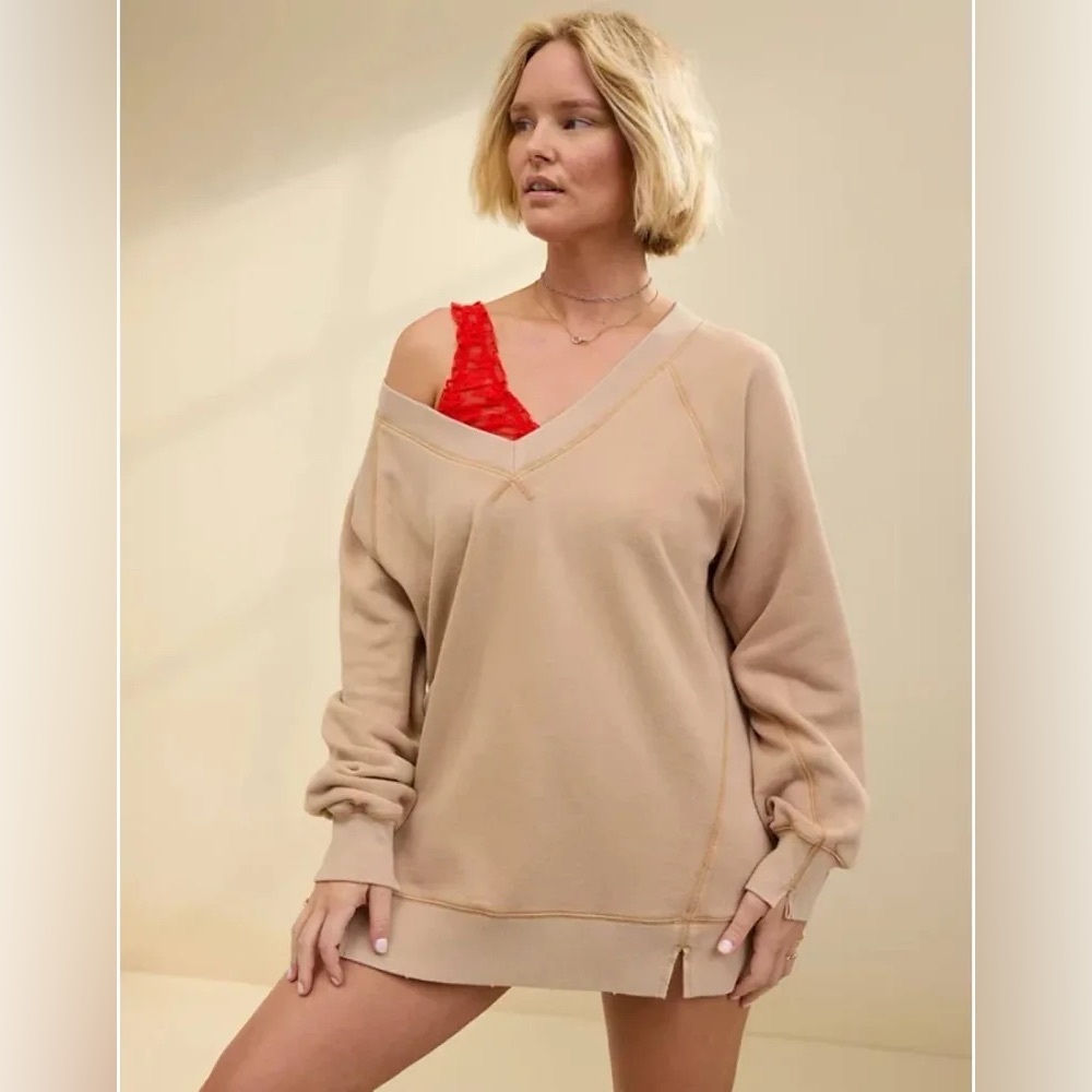 Aerie Downtime Textured V-Neck Sweatshirt
